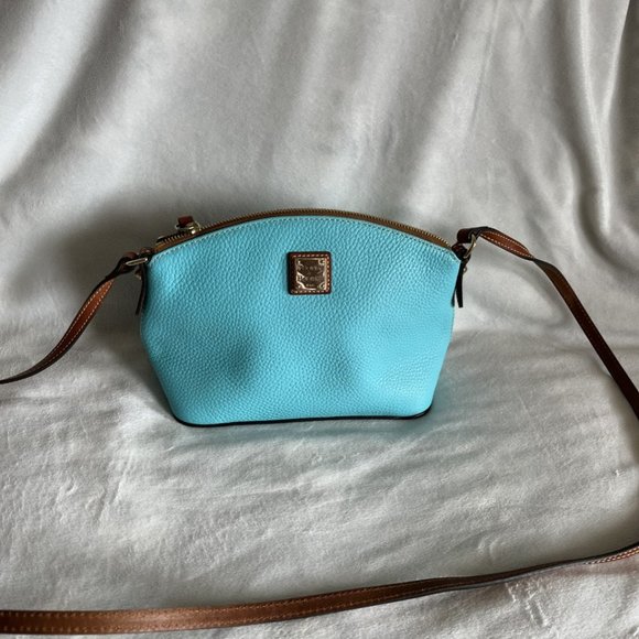 Dooney & Bourke Crossbody - Picture 1 of 3